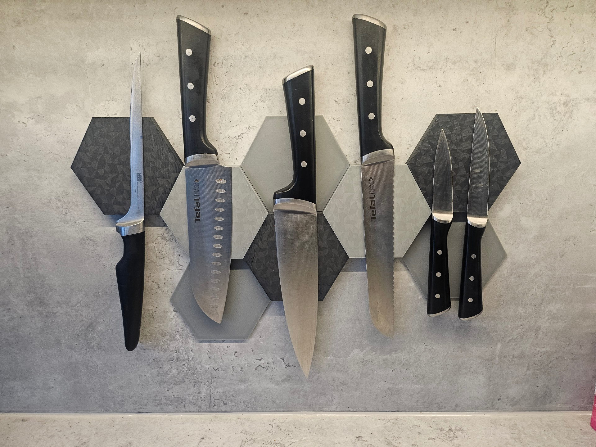 Magnetisk knivvägg i hexagon-design